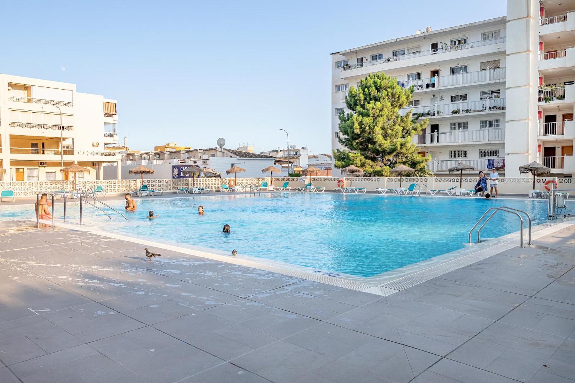 Bhost - Carihuela Beach Torremolinos Exterior foto